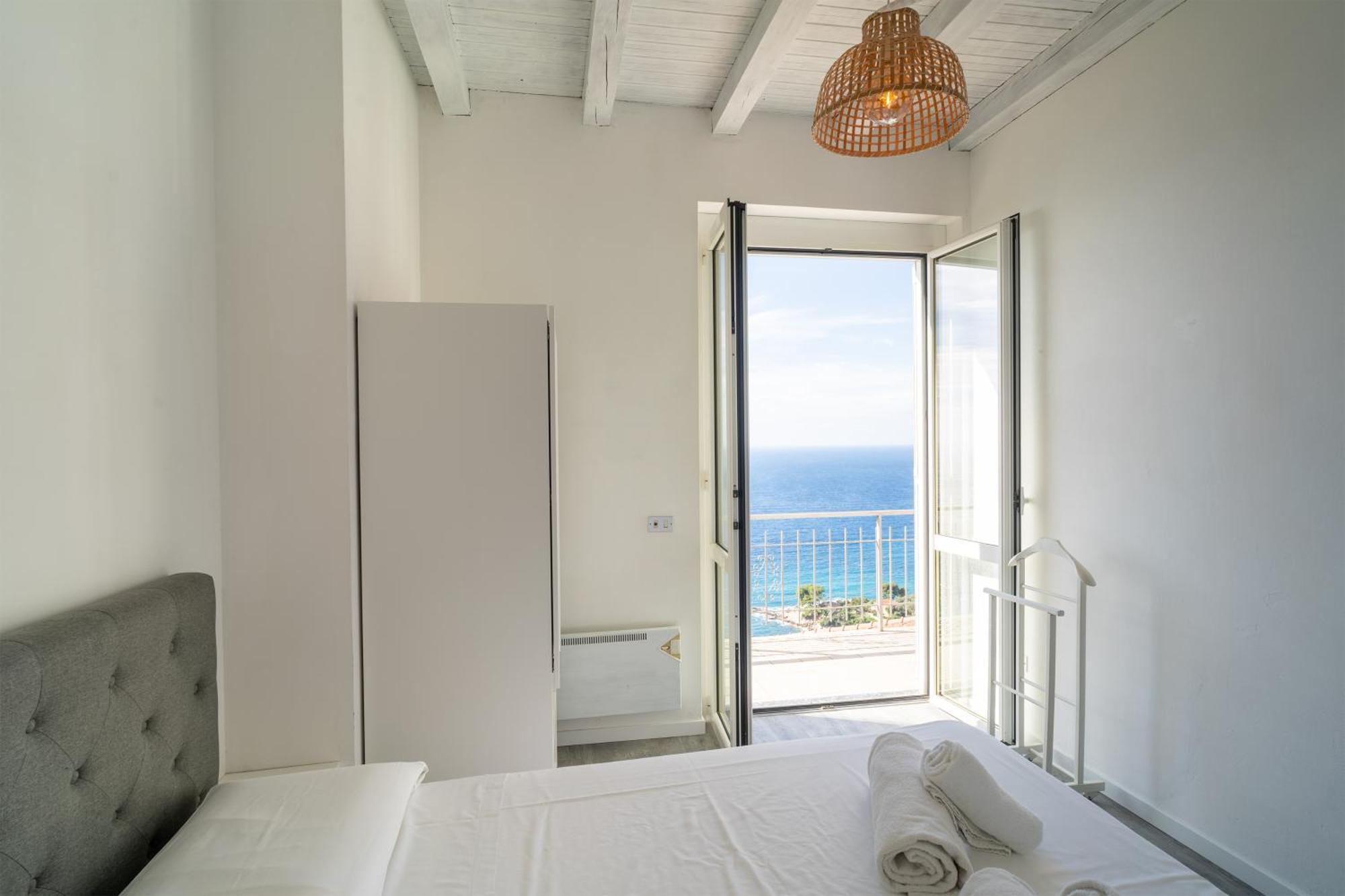 Casa Grimaldi - Terrace & Sea View Daire Ventimiglia Dış mekan fotoğraf